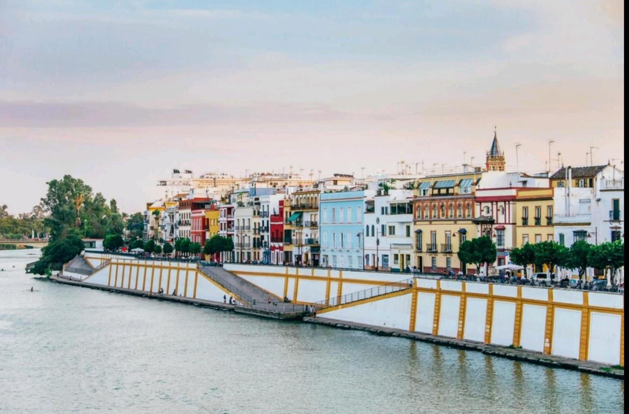 Sevilla Triana Ngoại thất bức ảnh